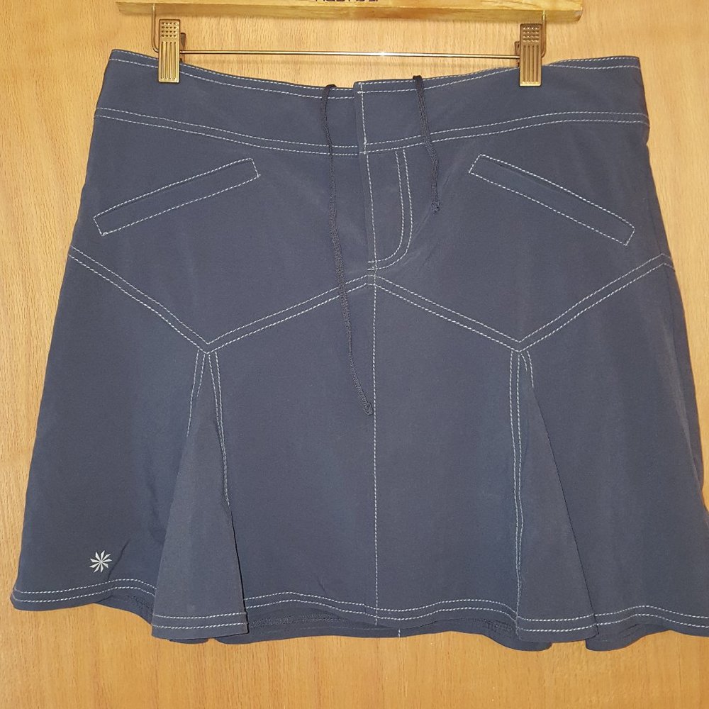 Athleta lightweight skirt